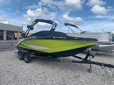 BOATZON | Scarab 215 2014
