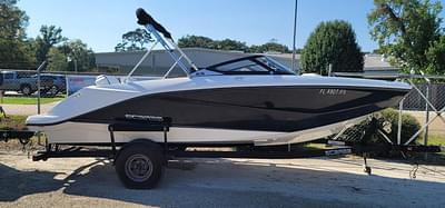 BOATZON | 2018 Scarab 215G