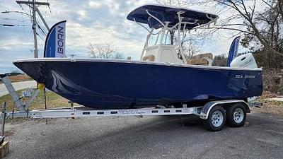 BOATZON | 2022 Sea Born LX22 Center Console