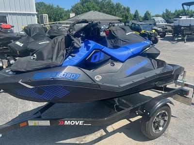 BOATZON | Sea-Doo Spark Trixx 3up Rotax 900 HO ACE iBR 2022