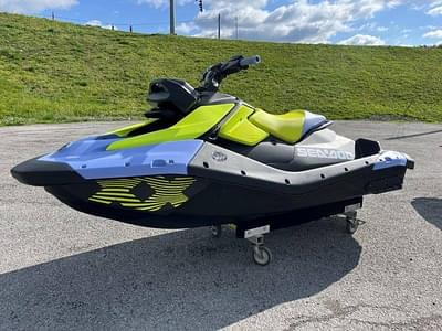 BOATZON | Sea-Doo Spark Trixx for 1 Rotax 900 ACE 90 iBR and Audio 2024