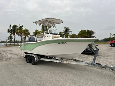 BOATZON | 2016 Sea Fox 206 Commander