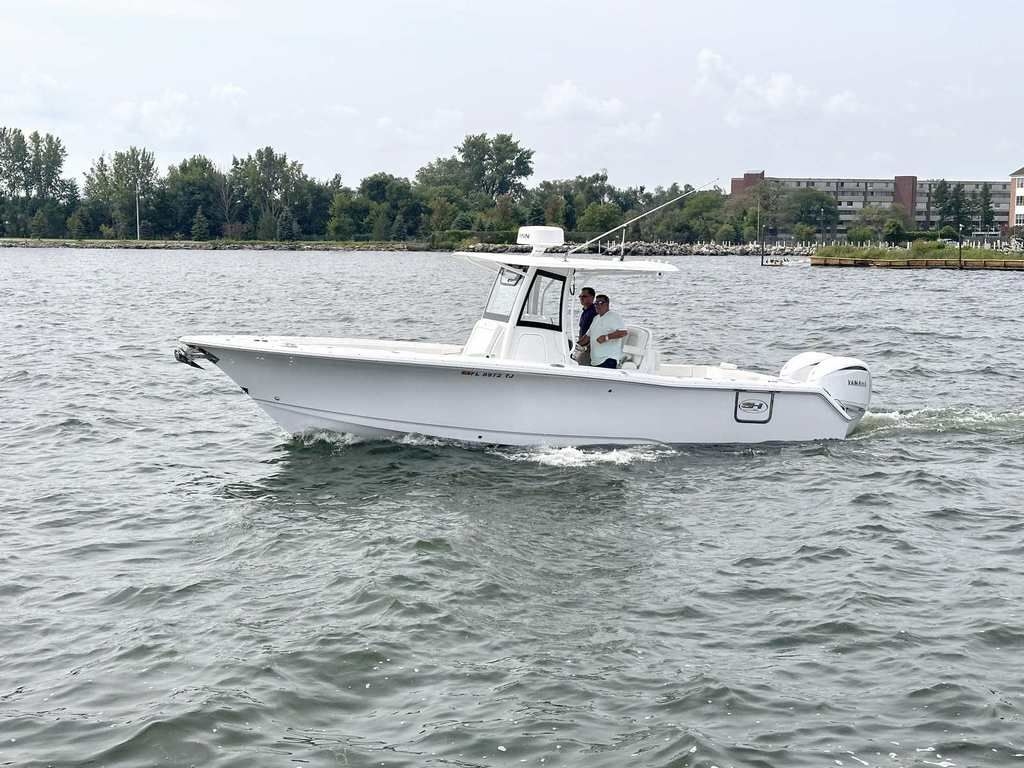 2023 Sea Hunt Gamefish 30 With Coffin - Sold Boat