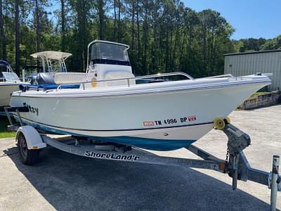 BOATZON | 2007 Sea Hunt Triton 186