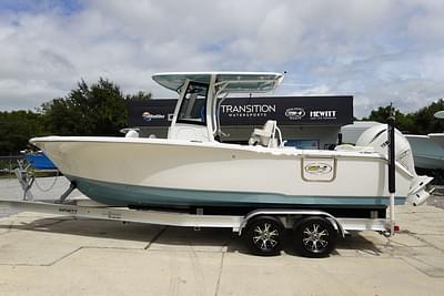 BOATZON | Sea Hunt Ultra 255 SE 2025