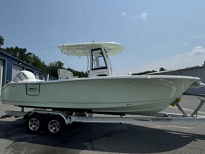 BOATZON | Sea Hunt Ultra 255 SE 2025