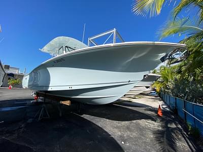 BOATZON | Sea Hunt Ultra 305 SE 2023