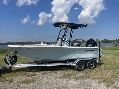 BOATZON | Sea Pro 202 Center Console 2025