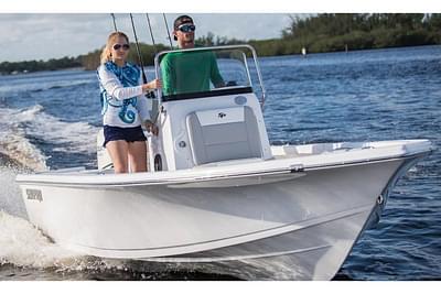 BOATZON | Sea Pro 208 Bay 2019