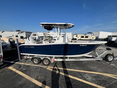 BOATZON | Sea Pro 239 Center Console 2022