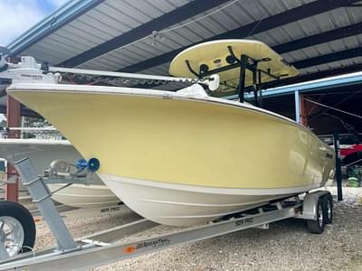 BOATZON | Sea Pro 242 Center Console 2024