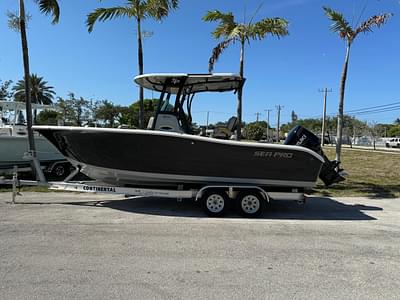 BOATZON | Sea Pro 242 Center Console 2024