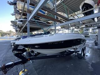 BOATZON | Sea Ray 210 Select 2010