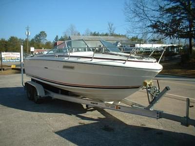 BOATZON | Sea Ray 220 CC Cuddy Cabin 1978