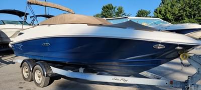 BOATZON | Sea Ray 220 SD 2017