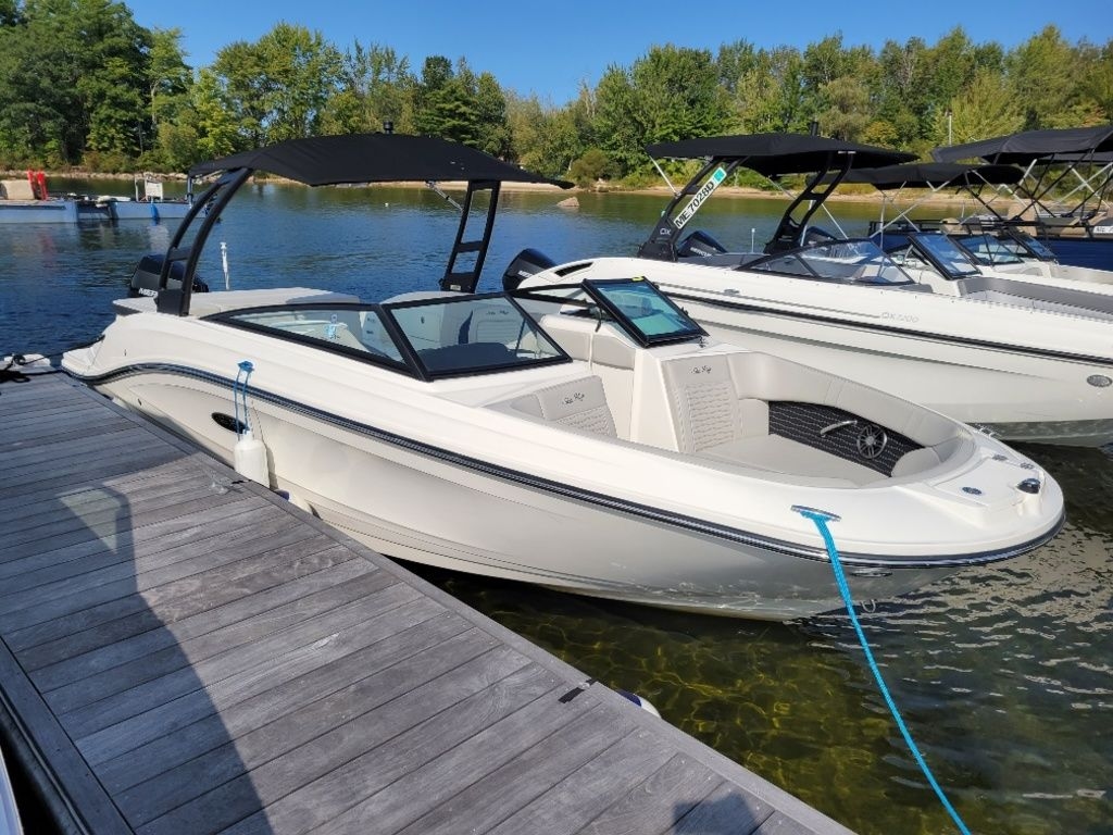 2023 Sea Ray 230 SPX - Sold Boat