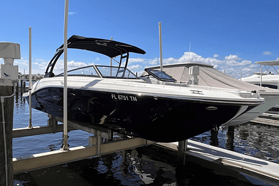 BOATZON | Sea Ray 230 SPXOB 2023