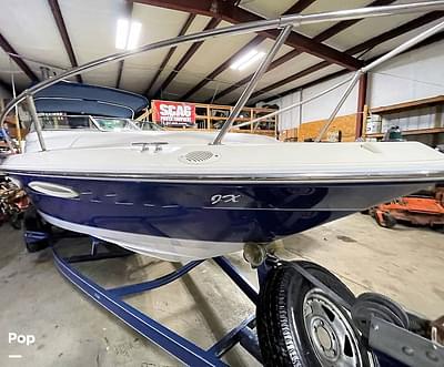 BOATZON | Sea Ray 240 Overnighter