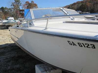 BOATZON | Sea Ray 240 SRV Cuddy Mercruiser 2 Outdrive 1970