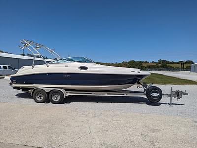 BOATZON | Sea Ray 240 Sundeck 2008