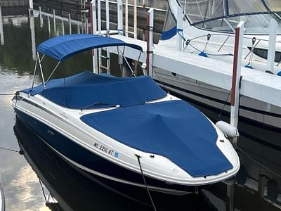 BOATZON | Sea Ray 240 Sundeck 2011