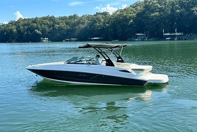 BOATZON | Sea Ray 240 Sundeck 2013