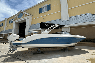 BOATZON | Sea Ray 250 SDX OB 2023