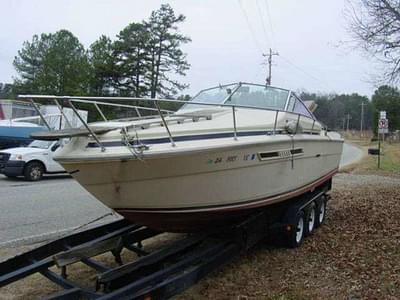 BOATZON | Sea Ray 260 Weekender Mercruiser 260 1979