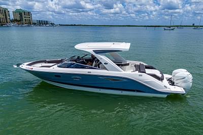 BOATZON | Sea Ray 31 SLX 2017