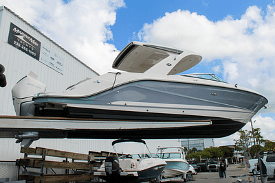 BOATZON | Sea Ray 310 SLX OB 2021