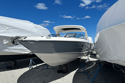 BOATZON | Sea Ray 310 SLX Outboard 2024