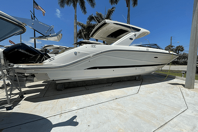 BOATZON | Sea Ray 310 SLX Outboard 2024