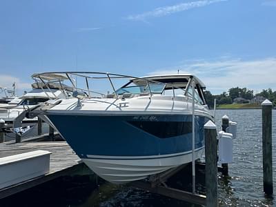 BOATZON | Sea Ray 320 Sundancer 2021