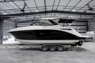 BOATZON | Sea Ray 320 Sundancer 2023