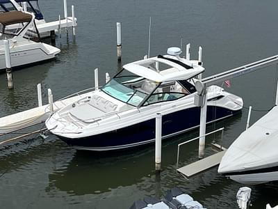 BOATZON | Sea Ray 320 Sundancer 2024