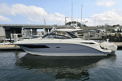 BOATZON | Sea Ray 320 SUNDANCER OUTBOARD 2021