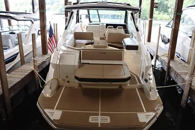 BOATZON | Sea Ray 320DAC 2024