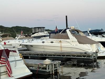 BOATZON | Sea Ray 330 Sundancer