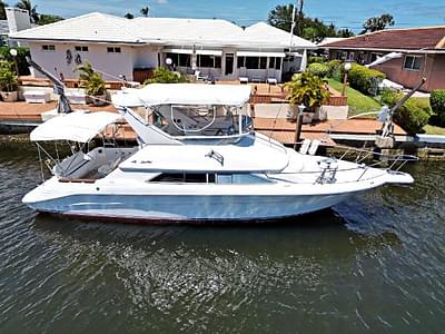 BOATZON | Sea Ray 350 Express Cruiser 1992