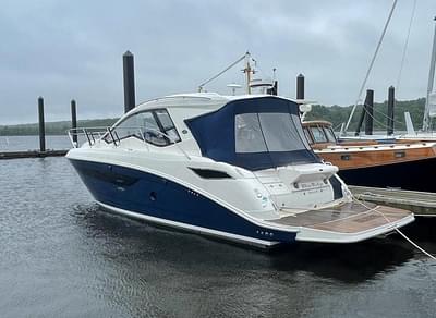 BOATZON | Sea Ray 350 Sundancer Coupe 2017