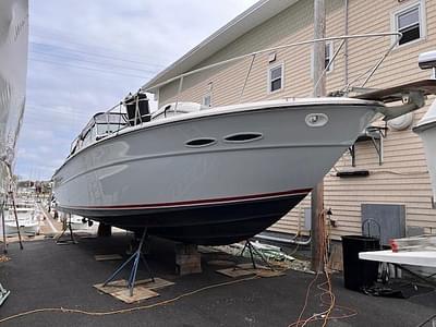 BOATZON | Sea Ray 390 Express Cruiser 1986