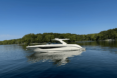 BOATZON | Sea Ray 400 SLX 2021