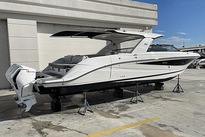 BOATZON | Sea Ray 400 SLX 2023