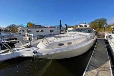 BOATZON | Sea Ray 450 Sundancer