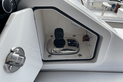 BOATZON | Sea Ray 460 SUNDANCER 2018