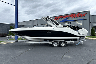 BOATZON | Sea Ray SDX 250 Outboard 2025