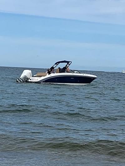 BOATZON | Sea Ray SDX 270 Outboard 2019