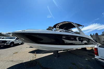 BOATZON | Sea Ray SDX 290 Outboard 2024