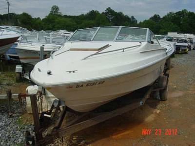BOATZON | Sea Ray Seville Cuddy Cabin 19 Mercruiser 30 1984 BOATZON | Sea Ray Seville Cuddy Cabin 19 Mercruiser 30 1984