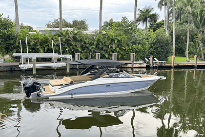 BOATZON | Sea Ray SLX 280 2025